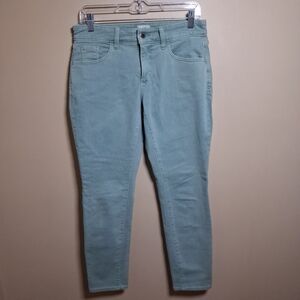 Universal Threads Women’s Sage Green Mid Rise Skinny Jeans; Size 4/27S
